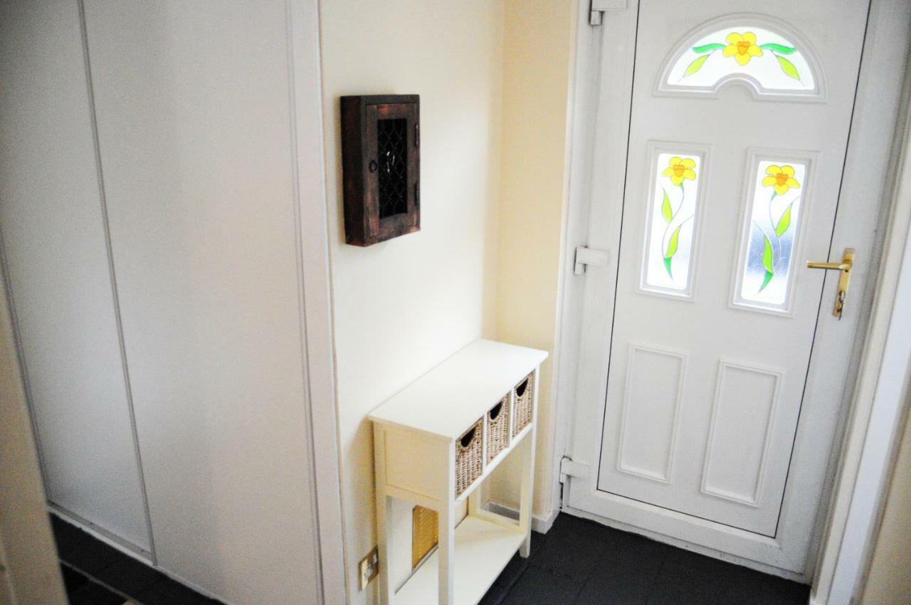Bright City Centre House - Private Garden & Parking! Villa Glasgow Luaran gambar